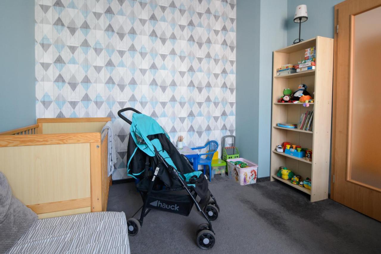 Lujzi Apartman Eger Exterior foto